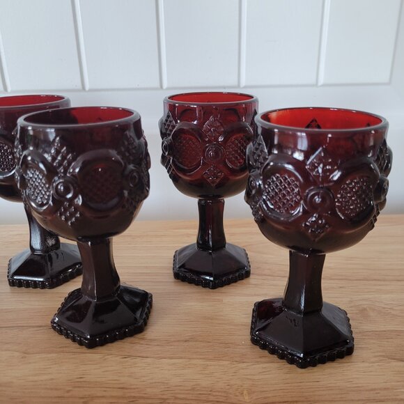 Avon Cape Cod Collection Ruby Red Glass - Picture 4 of 4